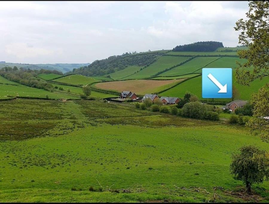 Idyllic 2 Bedroom Self-Contained Upsidedown Annexe Llandrindod Wells Dış mekan fotoğraf