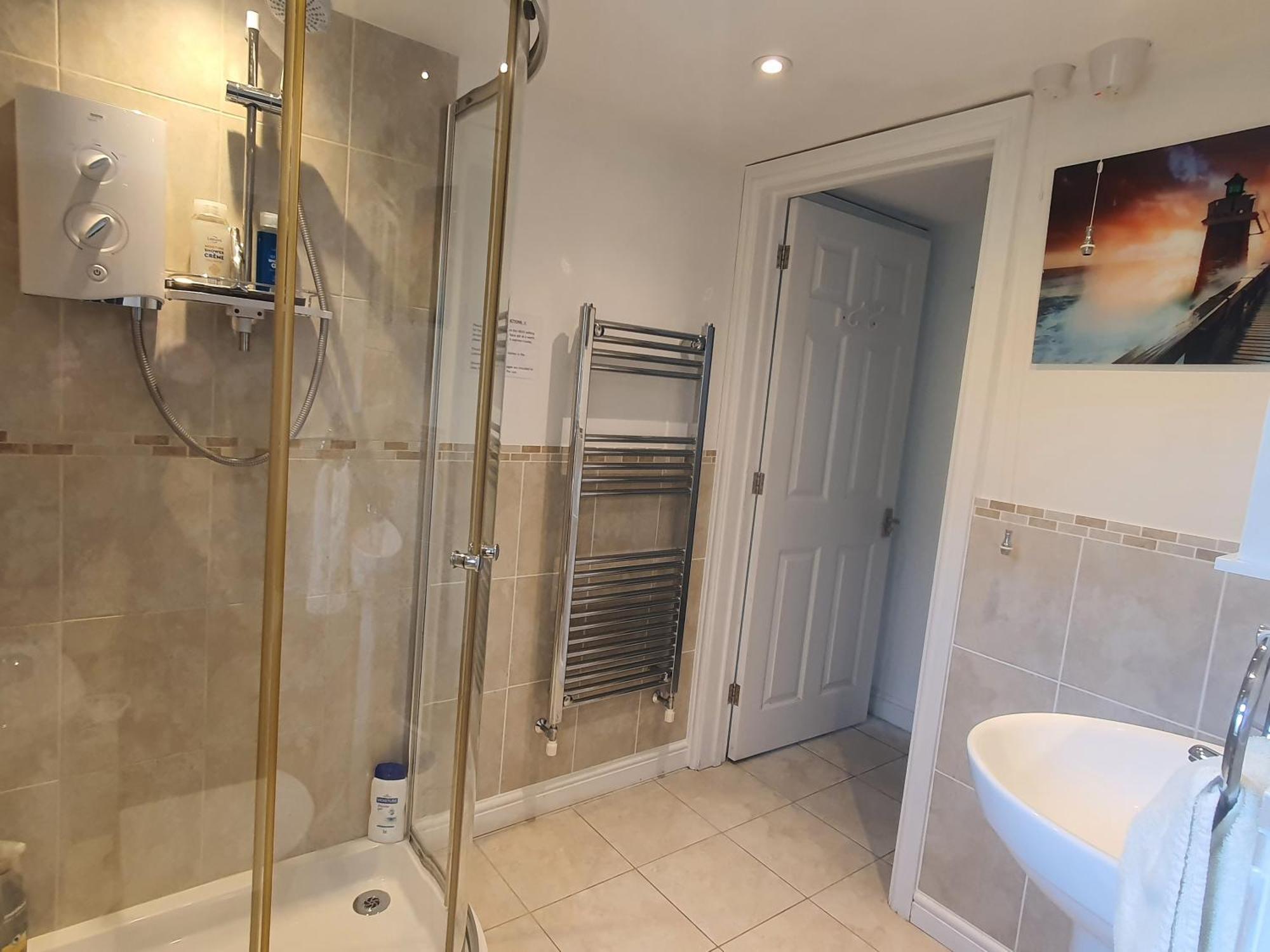 Idyllic 2 Bedroom Self-Contained Upsidedown Annexe Llandrindod Wells Dış mekan fotoğraf